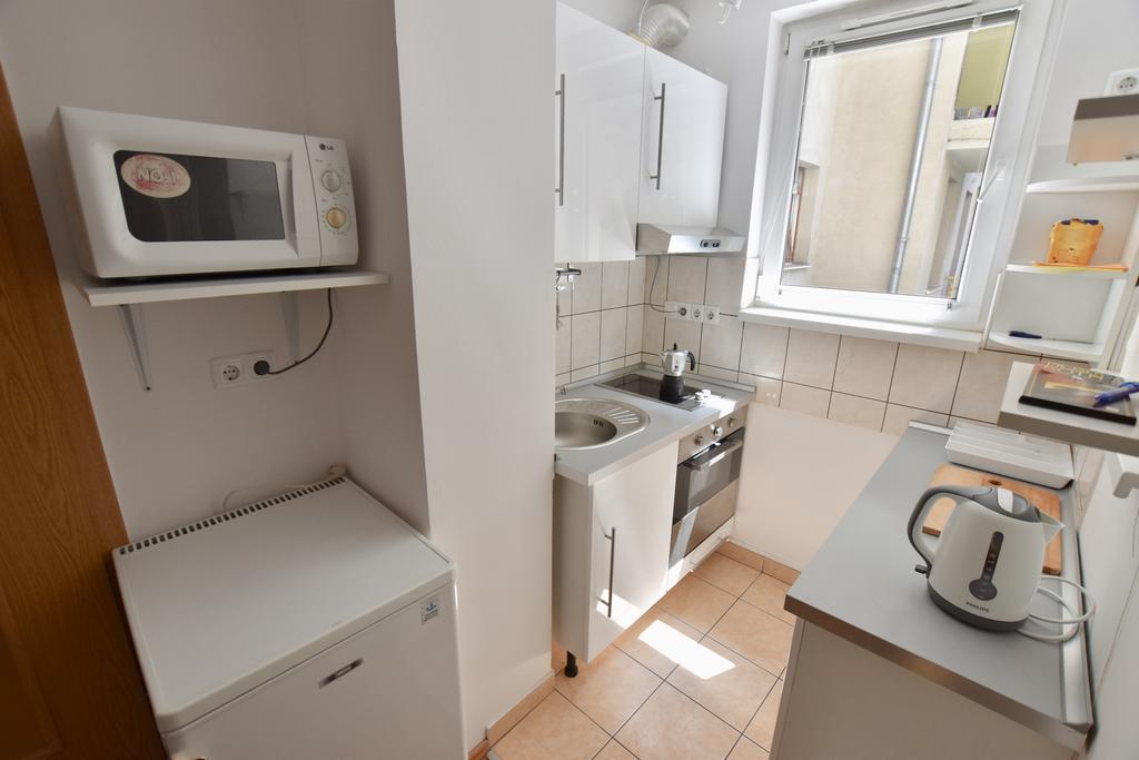 Central Studio Boulevard Budapest Esterno foto