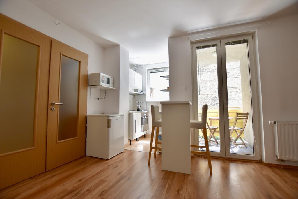 Central Studio Boulevard Budapest Esterno foto