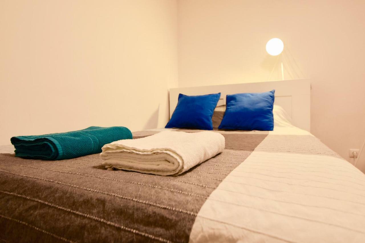 Central Studio Boulevard Budapest Esterno foto