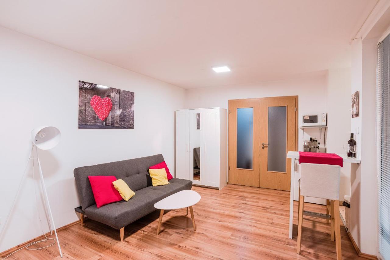 Central Studio Boulevard Budapest Esterno foto